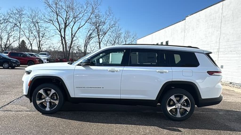 New 2026 Jeep Grand Cherokee L LIMITED 4X4 Sport Utility