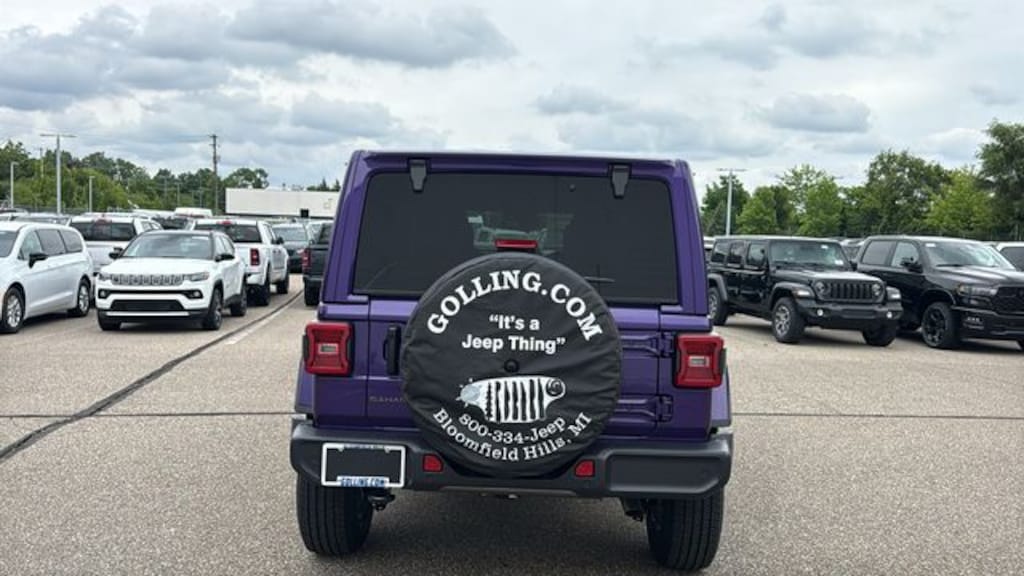 New 2026 Jeep Wrangler 4-DOOR SAHARA Sport Utility