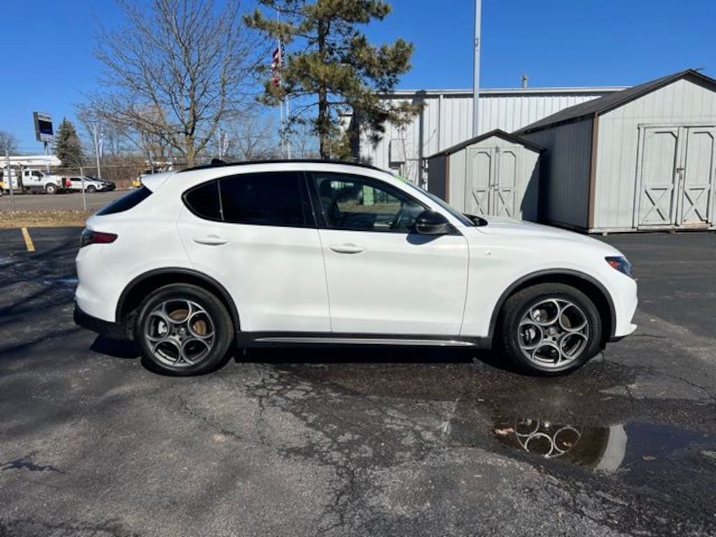 Used 2024 Alfa Romeo Stelvio Ti SUV