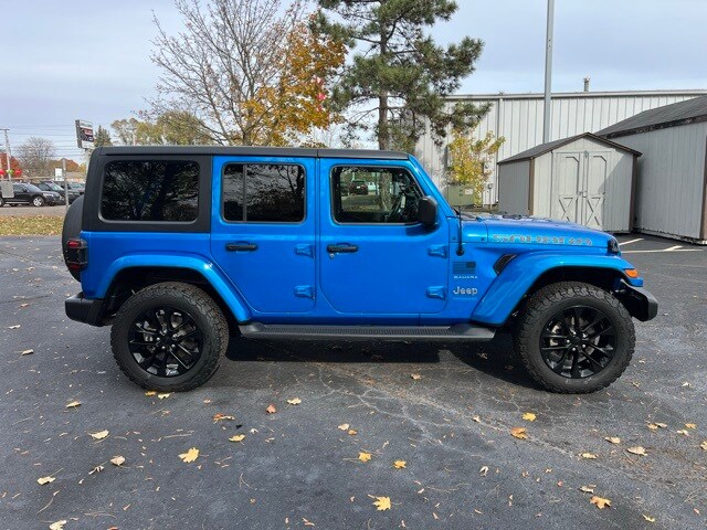 2021 Jeep Wrangler Unlimited Sahara 4xe photo 3