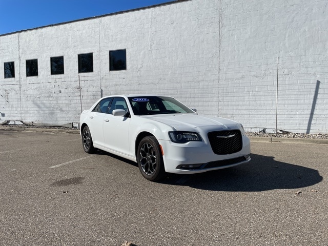 Used 2015 Chrysler 300 S with VIN 2C3CCAGG1FH810775 for sale in Bloomfield Township, MI