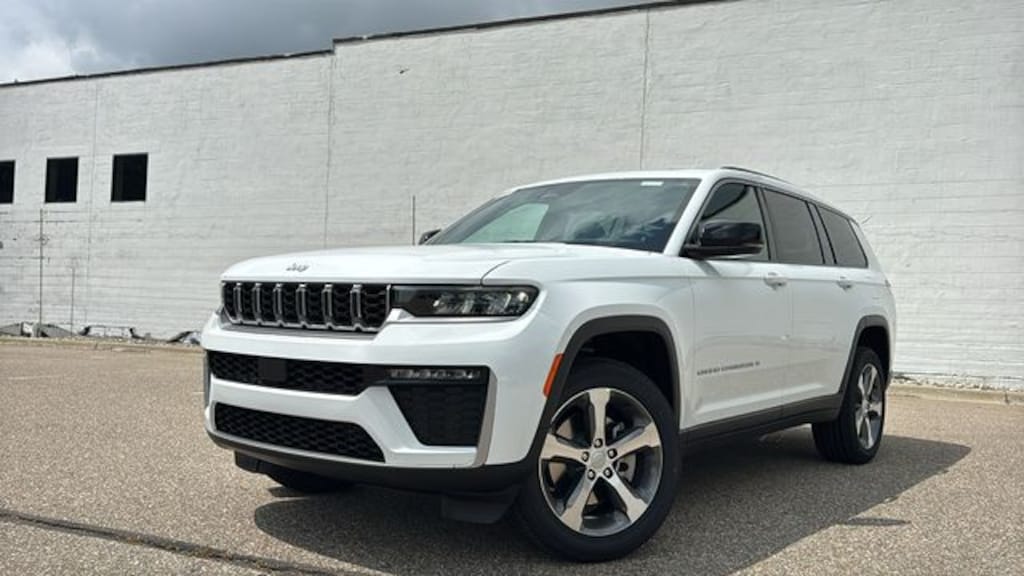 New 2026 Jeep Grand Cherokee L LIMITED 4X4 Sport Utility