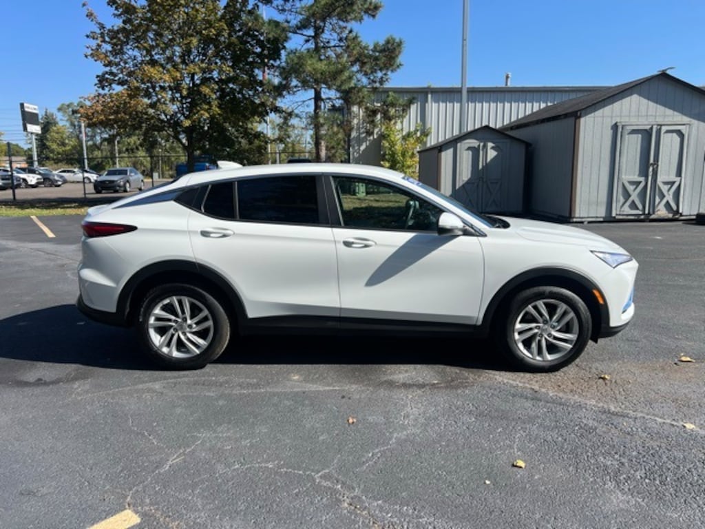 Used 2024 Buick Envista Preferred SUV