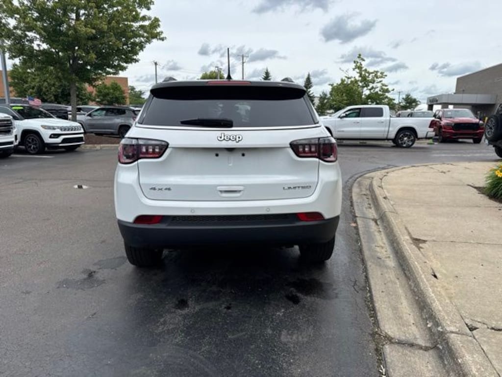 Certified 2025 Jeep Compass Limited SUV