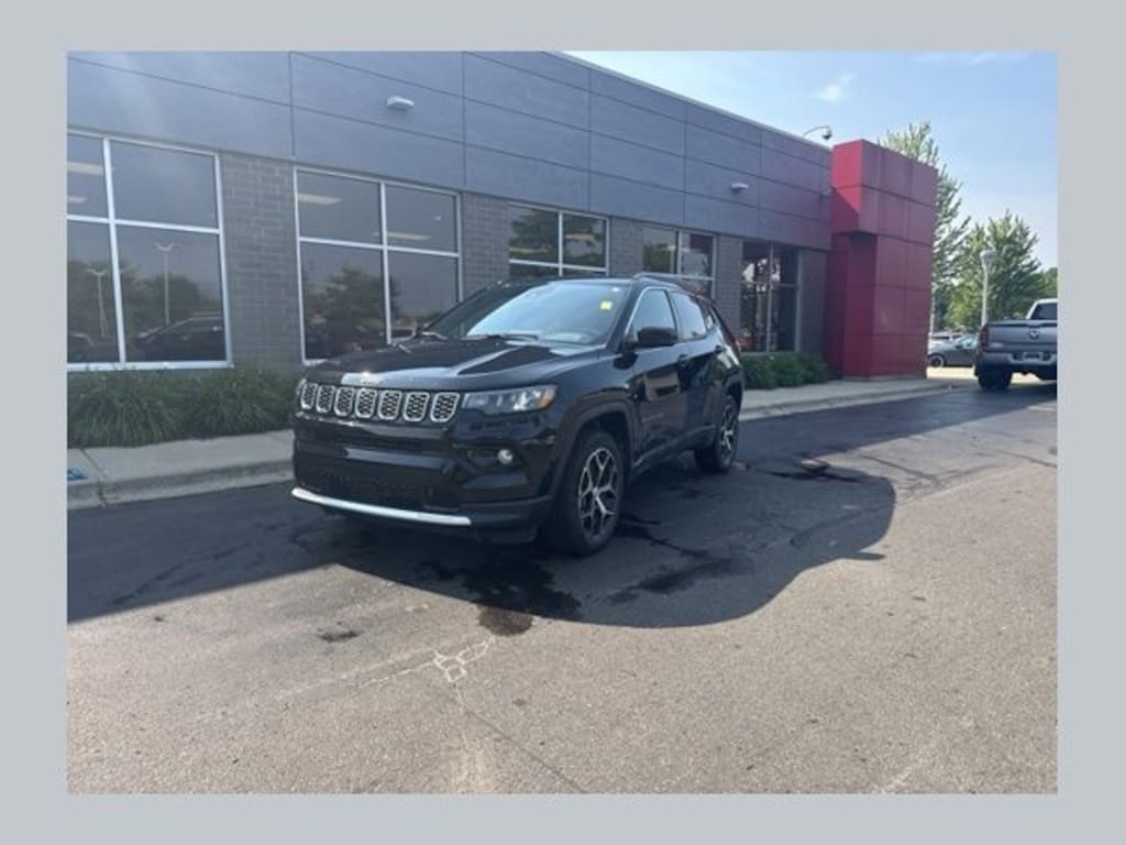 Used 2024 Jeep Compass Limited SUV