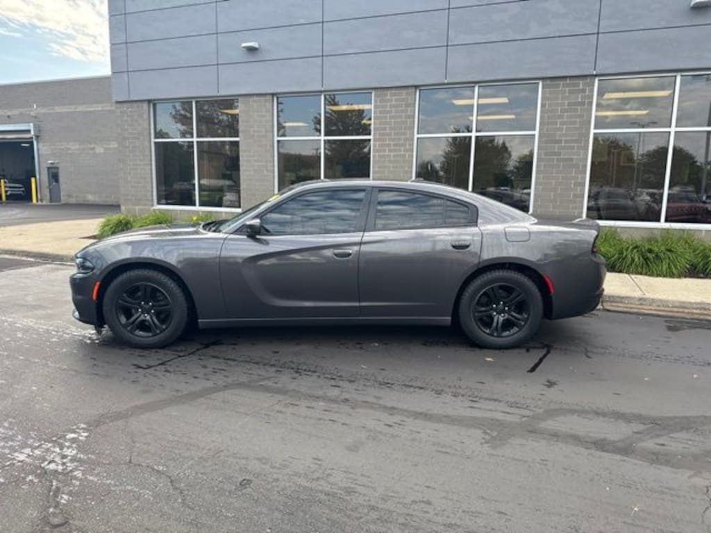 Used 2020 Dodge Charger SXT Sedan