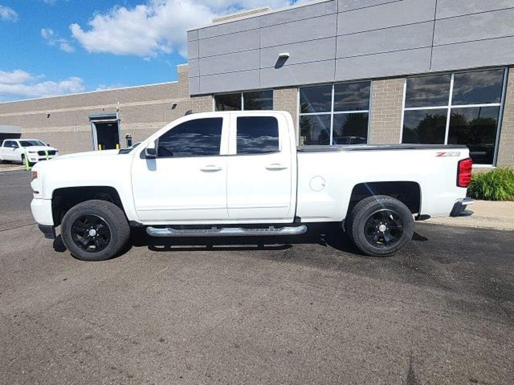Used 2018 Chevrolet Silverado 1500 LT Truck