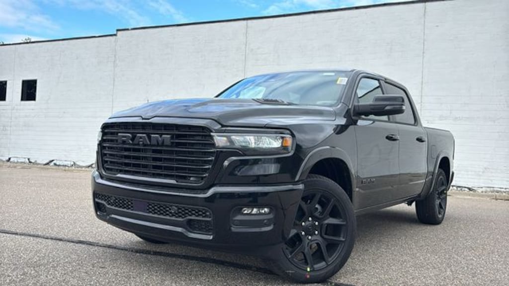 New 2026 Ram 1500 LARAMIE CREW CAB 4X4 5'7 BOX Pickup