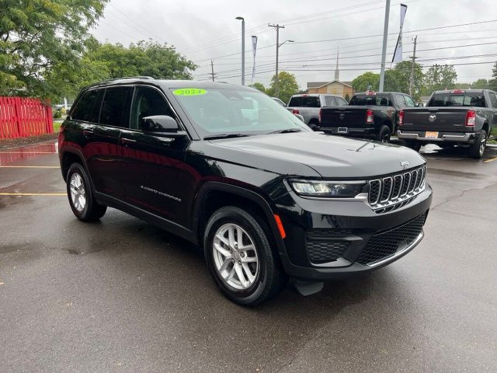 Certified 2024 Jeep Grand Cherokee Laredo X SUV