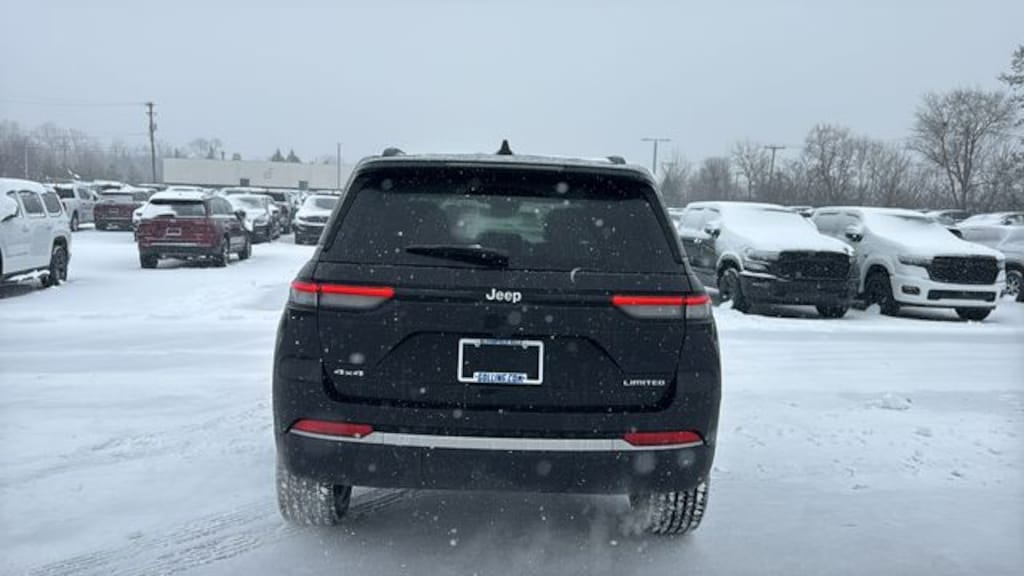 New 2026 Jeep Grand Cherokee LIMITED 4X4 Sport Utility