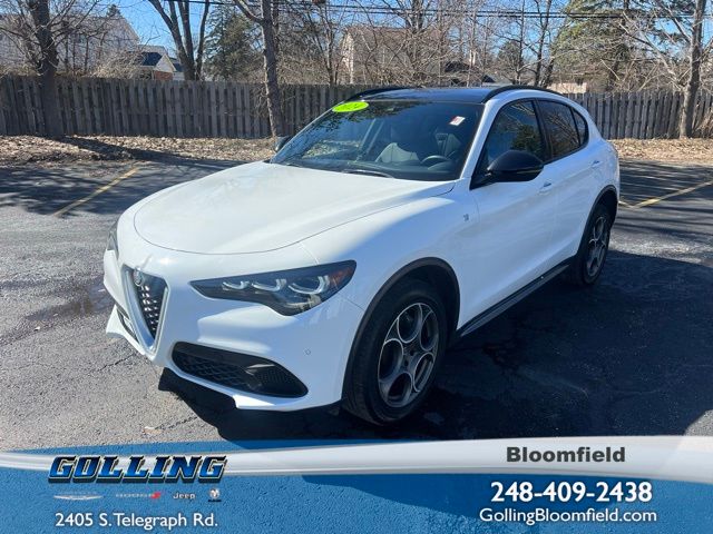 2024 Alfa Romeo Stelvio Ti AWD's photo