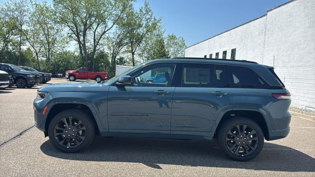 New 2026 Jeep Grand Cherokee LIMITED RESERVE 4X4 Sport Utility