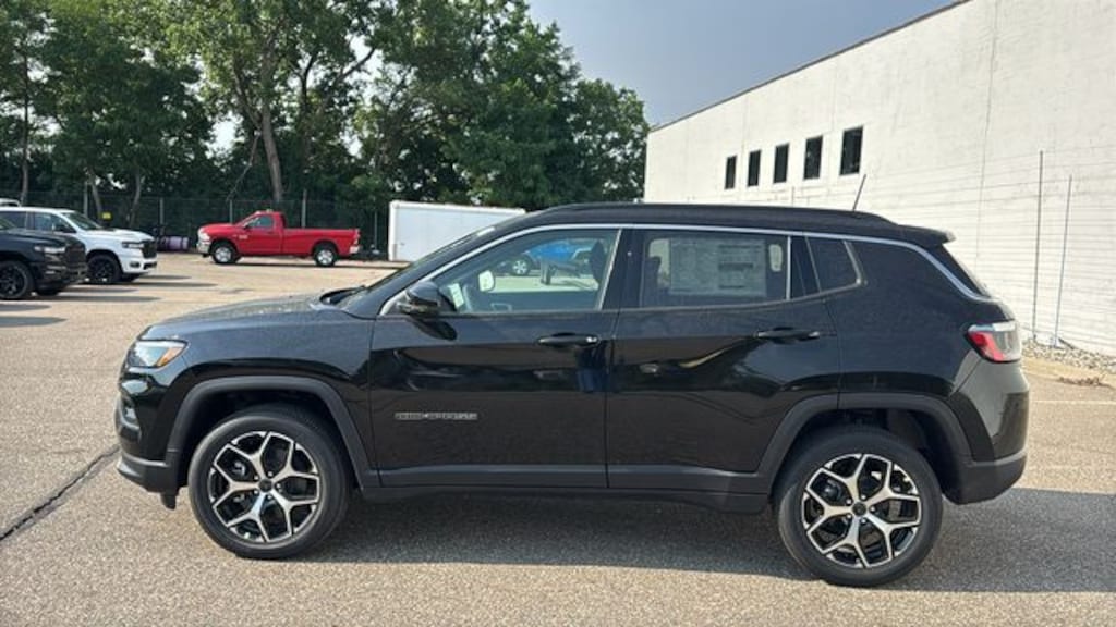 New 2026 Jeep Compass LIMITED 4X4 Sport Utility