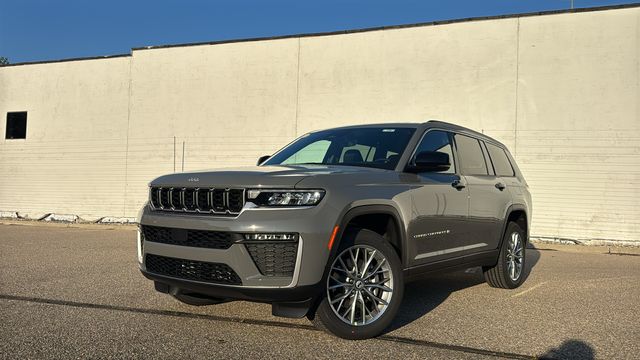 2027 Jeep Grand Cherokee L
