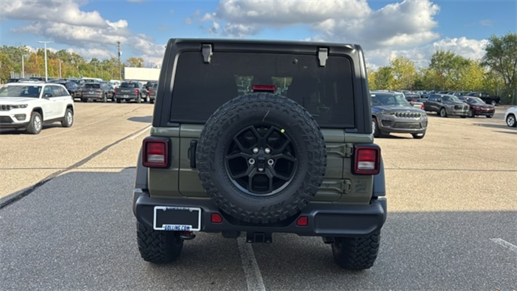New 2026 Jeep Wrangler Sport Sport Utility