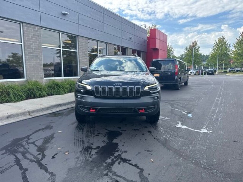 Used 2020 Jeep Cherokee Trailhawk SUV
