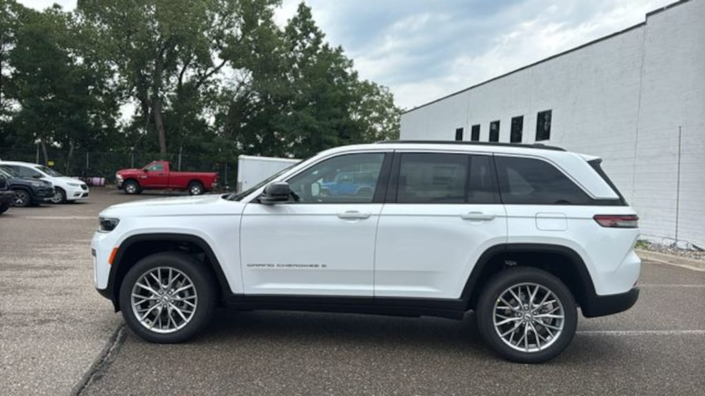 New 2027 Jeep Grand Cherokee LIMITED 4X4 Sport Utility