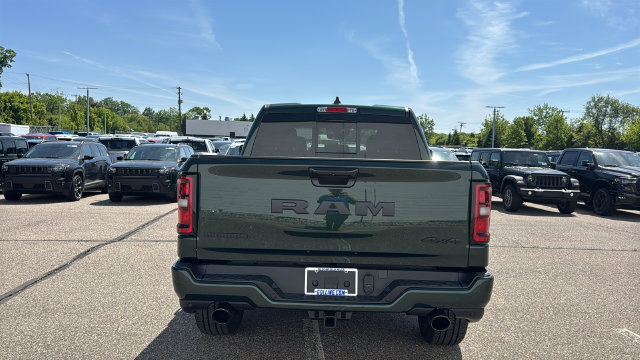 New 2026 Ram 1500 BIG HORN CREW CAB 4X4 5'7 BOX Pickup