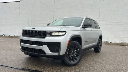 2026 Jeep Grand Cherokee LAREDO ALTITUDE 4X4 Sport Utility