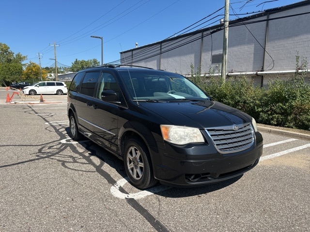 2009 Chrysler Town & Country