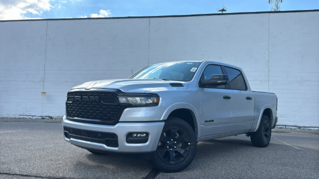 New 2027 Ram 1500 BIG HORN CREW CAB 4X4 5'7 BOX Pickup