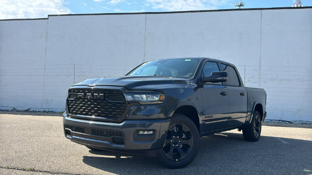 2027 Ram 1500 BIG HORN CREW CAB 4X4 5'7 BOX Pickup