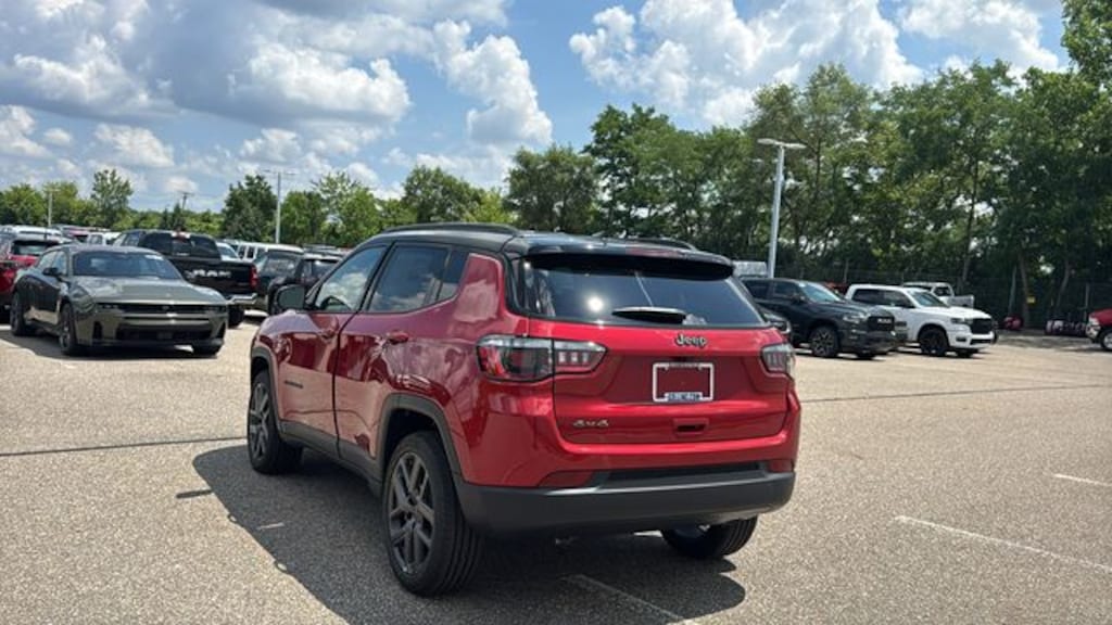 New 2026 Jeep Compass LIMITED ALTITUDE 4X4 Sport Utility