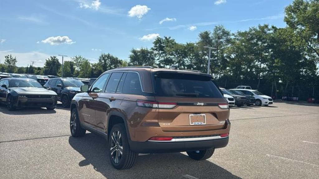 New 2027 Jeep Grand Cherokee Limited Sport Utility