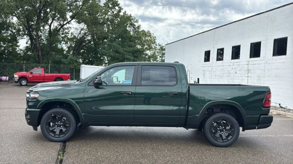 New 2027 Ram 1500 BIG HORN CREW CAB 4X4 5'7 BOX Pickup