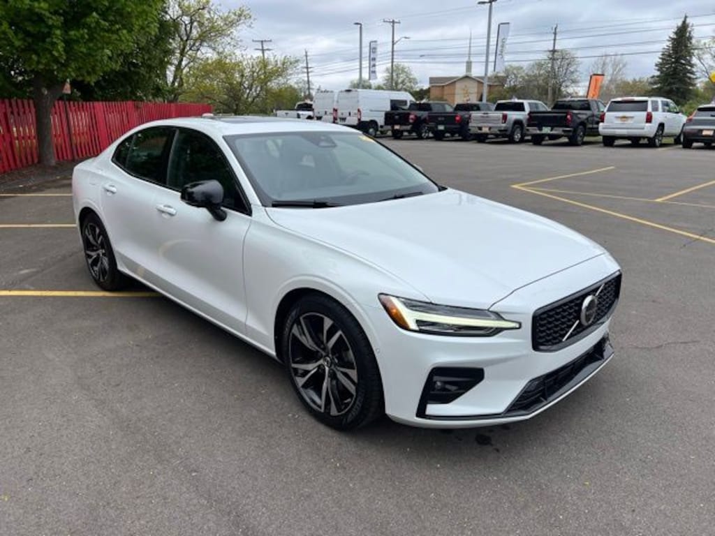 Certified 2024 Volvo S60 B5 Plus Dark Theme Sedan