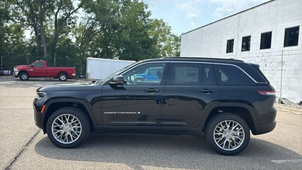 New 2027 Jeep Grand Cherokee Limited Sport Utility