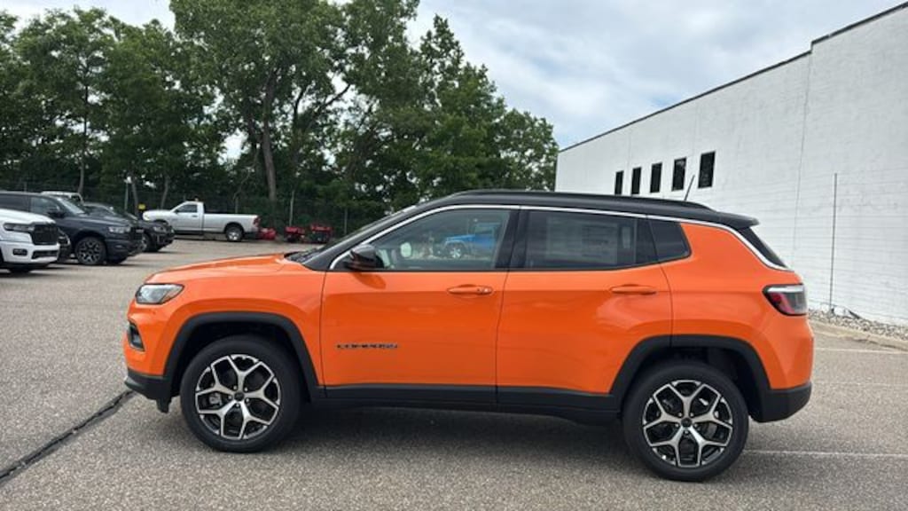 New 2026 Jeep Compass LIMITED 4X4 Sport Utility
