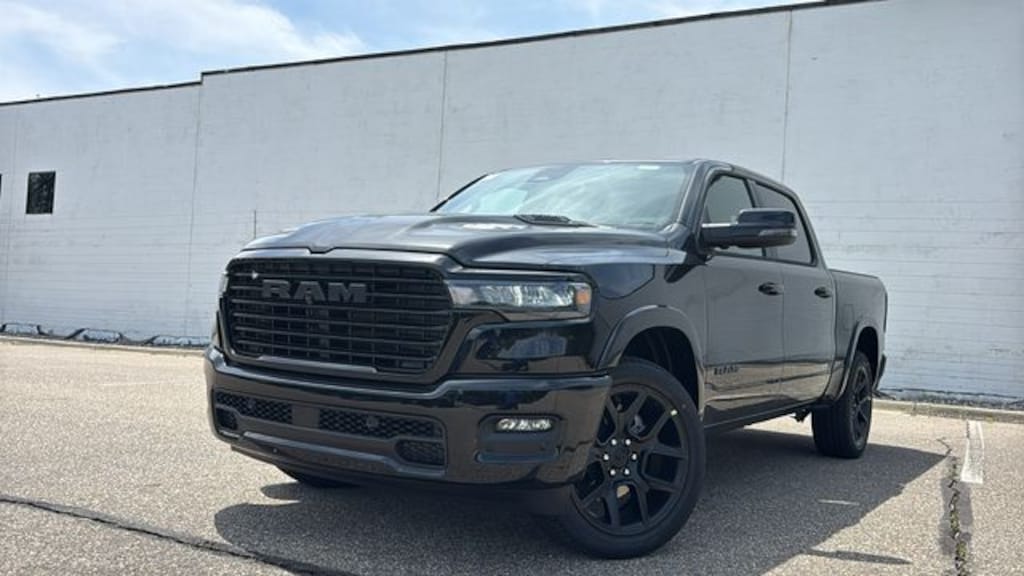 New 2026 Ram 1500 LARAMIE CREW CAB 4X4 5'7 BOX Pickup
