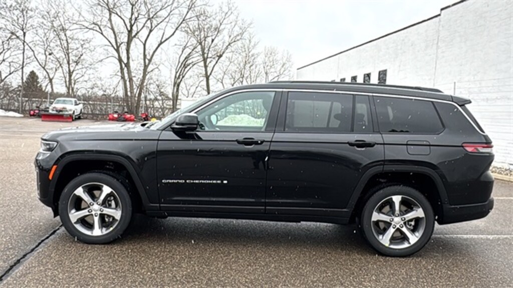New 2026 Jeep Grand Cherokee L LIMITED 4X4 Sport Utility