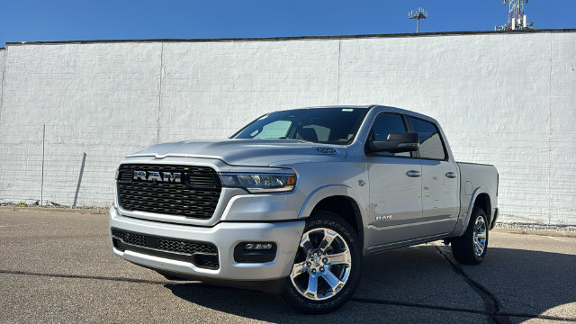 2027 Ram 1500 BIG HORN CREW CAB 4X4 5'7 BOX Pickup