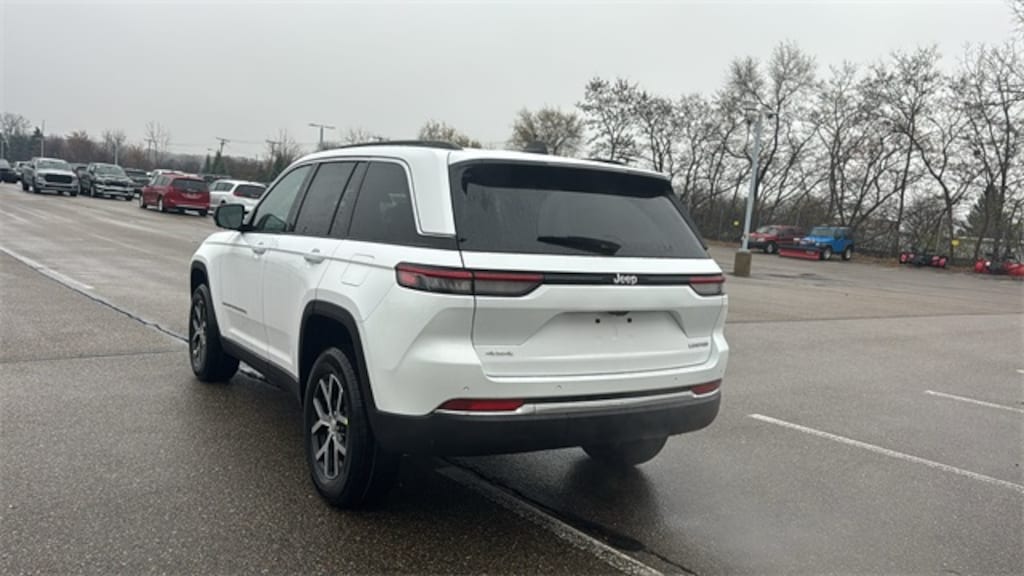 New 2025 Jeep Grand Cherokee Limited Sport Utility