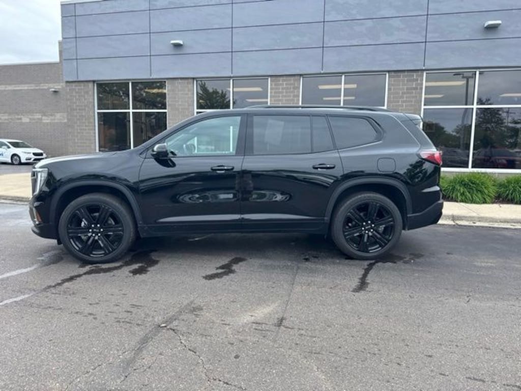 Used 2024 GMC Acadia Elevation SUV