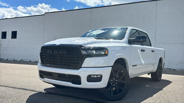 2026 Ram 1500 LARAMIE CREW CAB 4X4 5'7 BOX Pickup