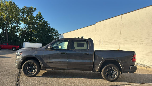 New 2027 Ram 1500 BIG HORN CREW CAB 4X4 5'7 BOX Pickup