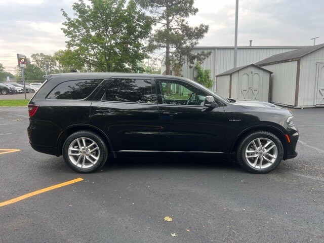 2022 Dodge Durango R/T photo 2