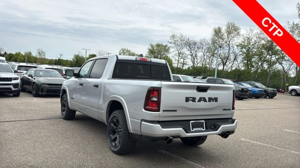 New 2026 Ram 1500 BIG HORN CREW CAB 4X4 5'7 BOX Pickup