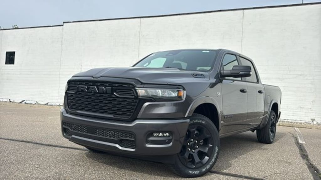 New 2026 Ram 1500 BIG HORN CREW CAB 4X4 5'7 BOX Pickup