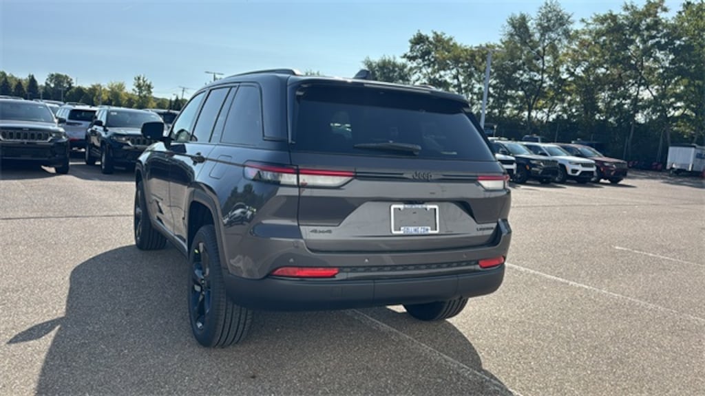 New 2025 Jeep Grand Cherokee Limited Sport Utility