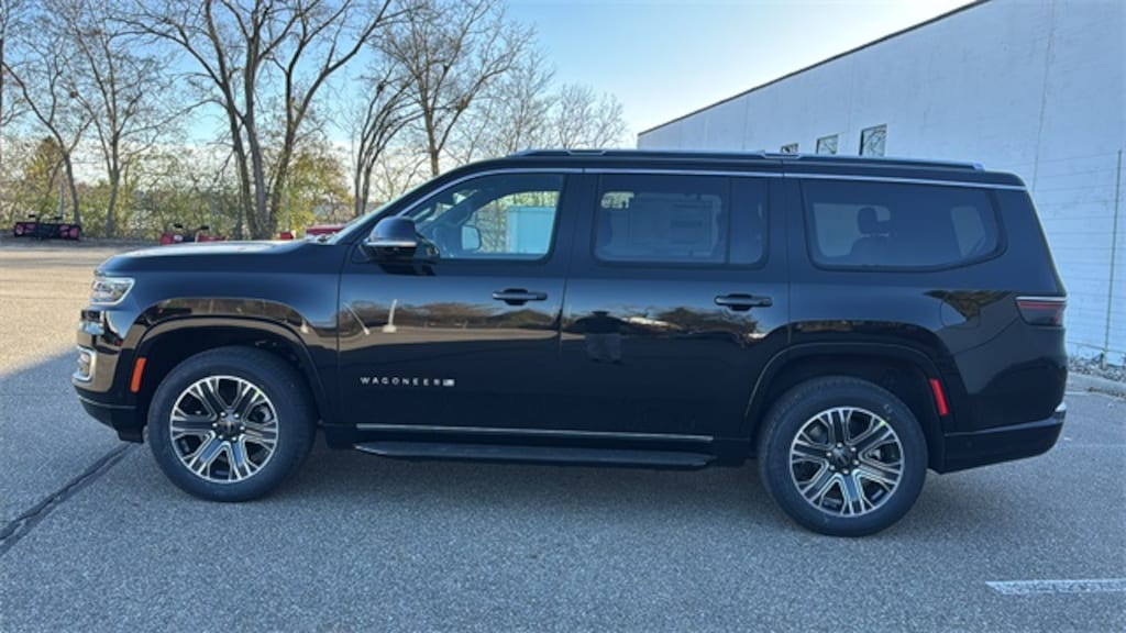 New 2025 Jeep Wagoneer Base Sport Utility
