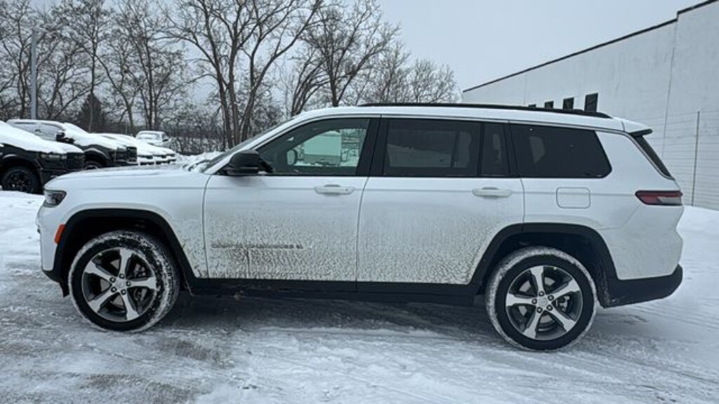 New 2026 Jeep Grand Cherokee L LIMITED 4X4 Sport Utility