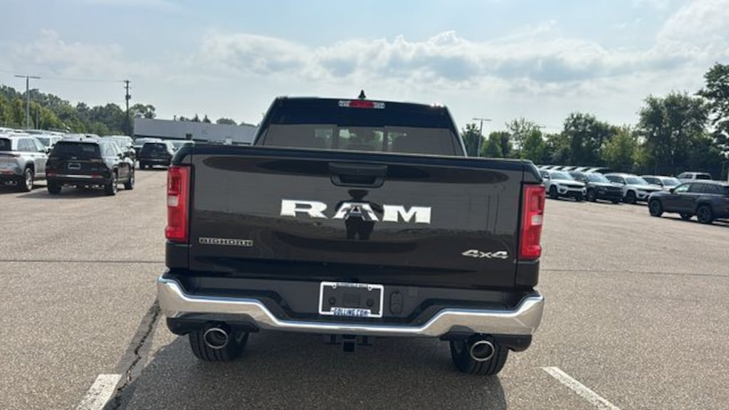 New 2026 Ram 1500 BIG HORN CREW CAB 4X4 5'7 BOX Pickup
