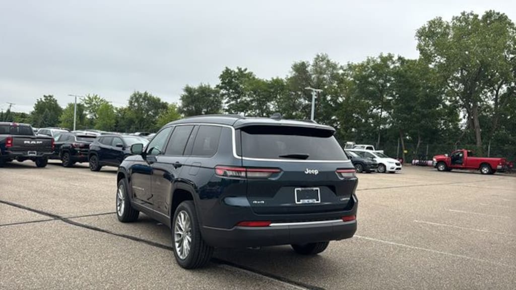 New 2027 Jeep Grand Cherokee L LIMITED 4X4 Sport Utility