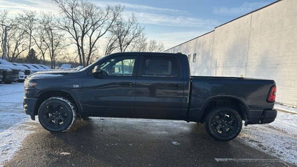 New 2026 Ram 1500 BIG HORN CREW CAB 4X4 5'7 BOX Pickup