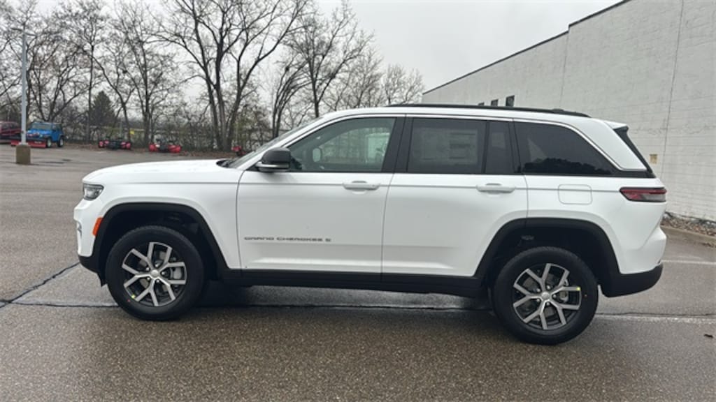 New 2025 Jeep Grand Cherokee Limited Sport Utility