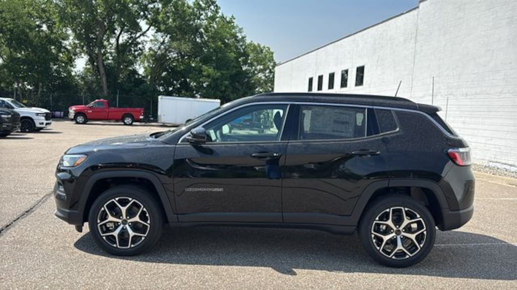 New 2026 Jeep Compass LIMITED 4X4 Sport Utility